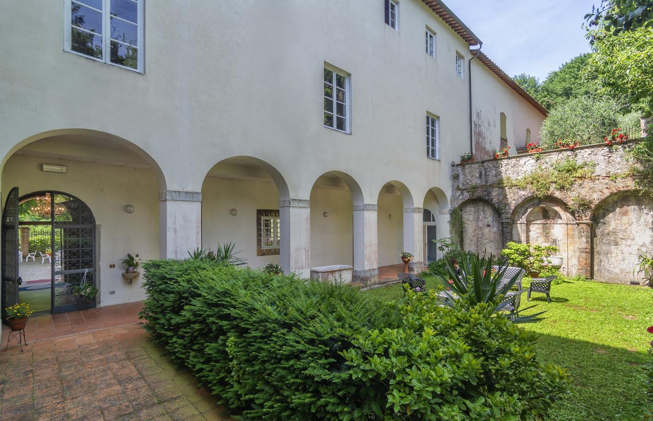 Hotel Casa Diocesana Di Лукка Экстерьер фото
